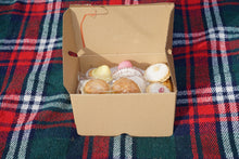 Load image into Gallery viewer, Picnic Box