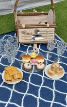 Load image into Gallery viewer, Picnic Box