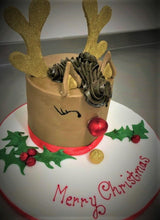 Load image into Gallery viewer, Christmas Reindeer Sponge Cake
